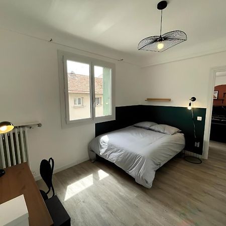 Appartement Le Contemporain à Nîmes Extérieur photo